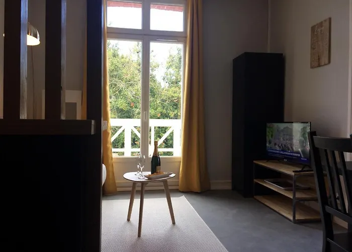 Dinard: studio à 100 m de la plage de L'Ecluse