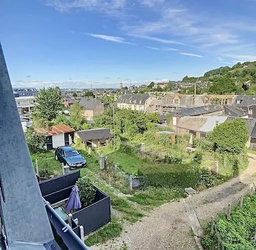 Les Mouettes. Appart Honfleur 4 personnes vue pont de Normandie