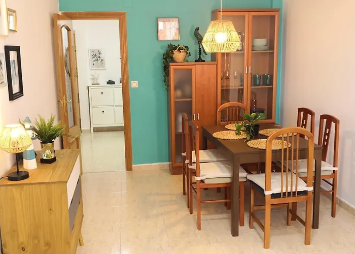 Espectacular apartment con piscina, vistas al mar y tranquilidad