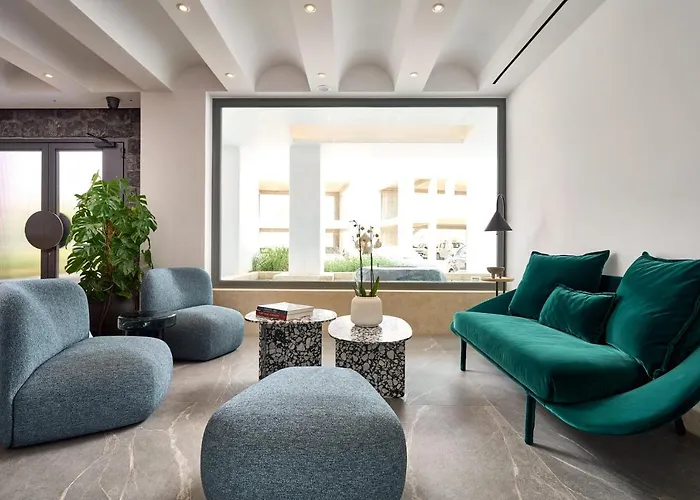 Alleys All-Suite Hotel & Spa