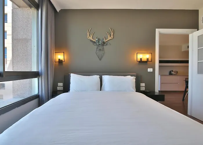Luxury Suites By Notaly Ariel - Carmel Beach