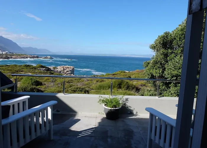 11 Westcliff Rentals