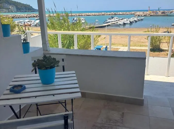 Sea House B&B