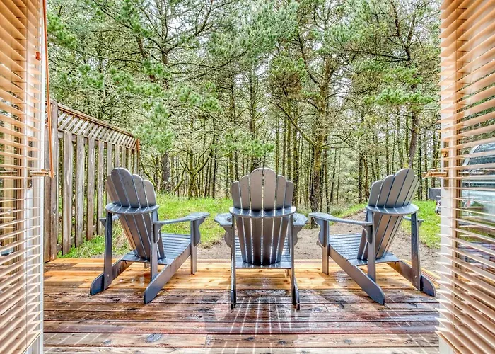Pelicans Nest - Meredith Lodging
