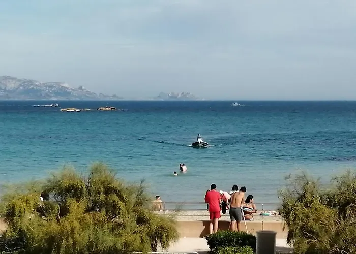 Front de mer les pieds dans l'eau