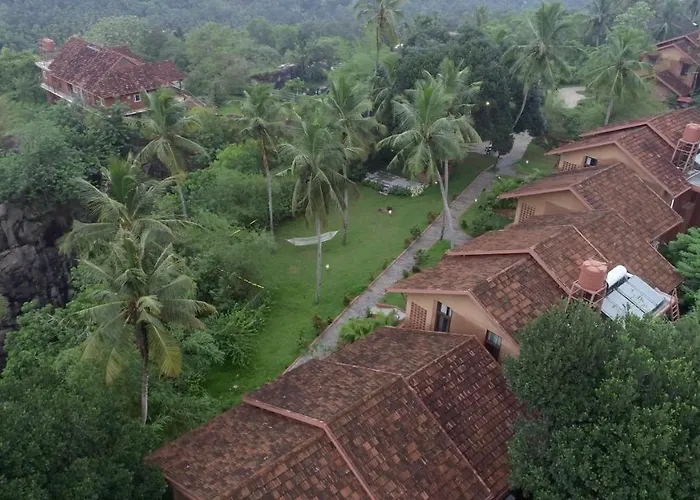 Amara Ayurveda Retreat: Eco-Living Overlooking Western Ghats