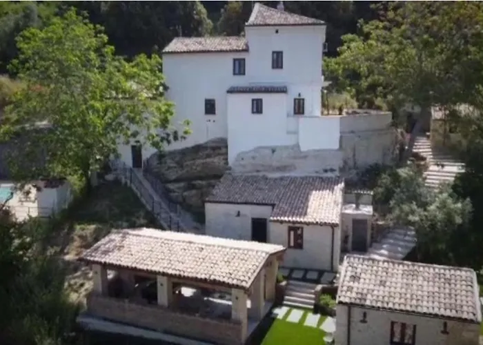 Relais Frasimon Antico Casale