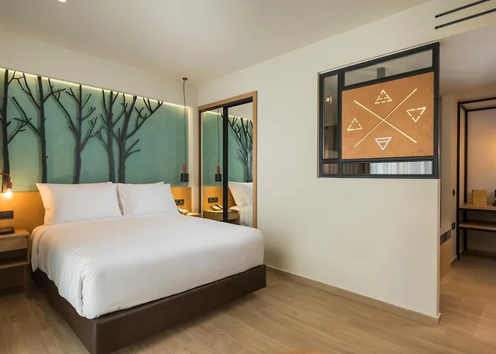 Hyperion City Hotel & Spa