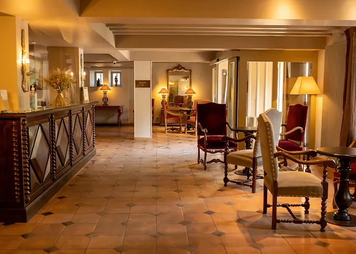 Best Western Plus Le Donjon - Cœur de La Cité Médiévale