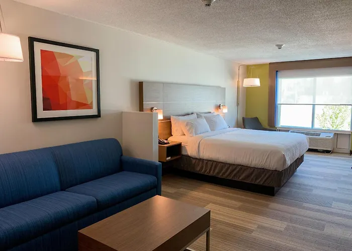 Holiday Inn Express & Suites Lexington Downtown Area-Keeneland By Ihg