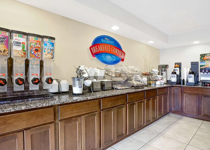 Baymont Inn & Suites San Marcos