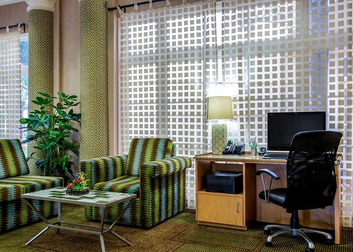 La Quinta Inn & Suites By Wyndham Fremont Silicon Valley