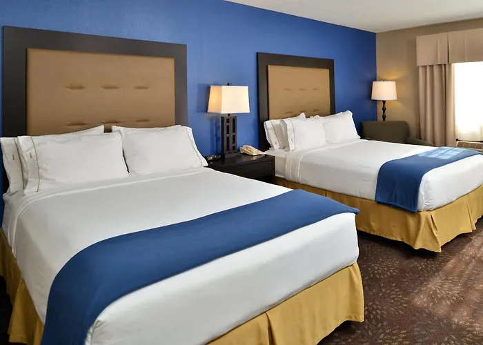Holiday Inn Express Hotel & Suites Charlotte By Ihg
