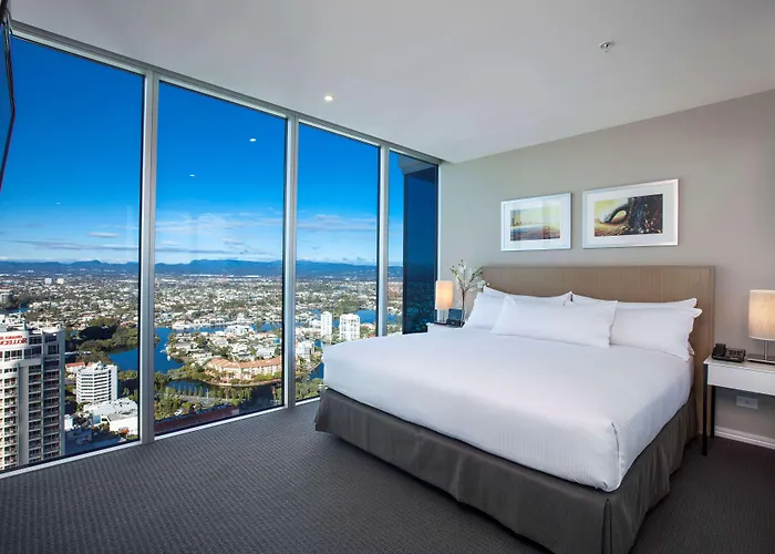Hilton Surfers Paradise Hotel & Residences