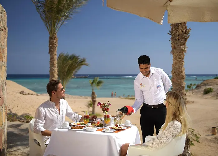 Three Corners Fayrouz Plaza Beach Resort