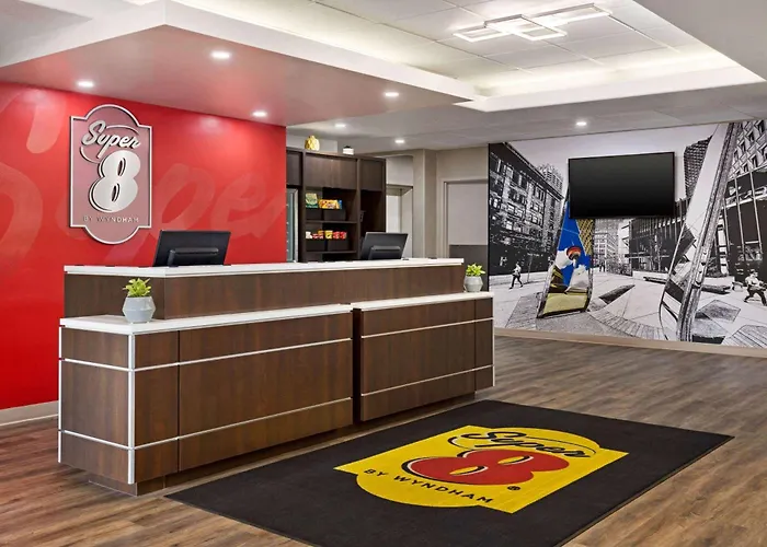 Super 8 By Wyndham Calgary Shawnessy Area