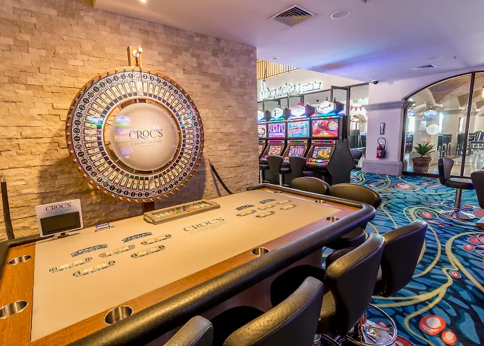Crocs Resort & Casino