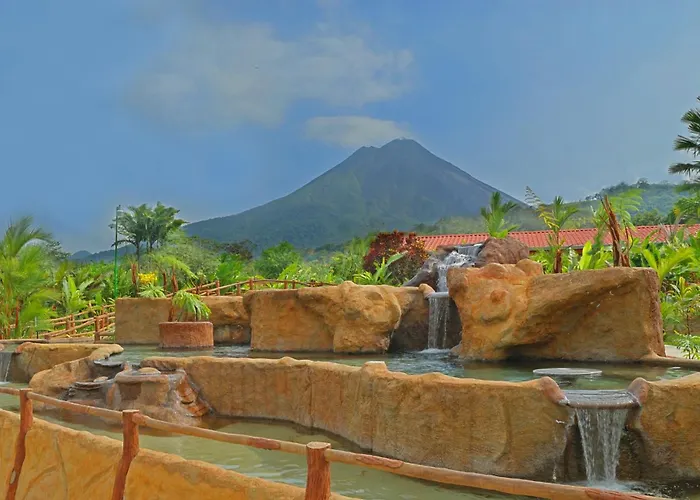 Volcano Lodge, Hotel & Thermal Experience