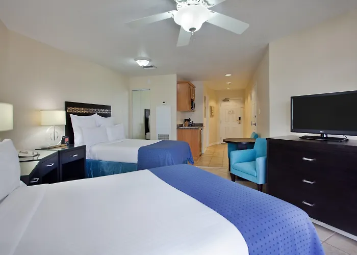 Holiday Inn Resort Grand Cayman By Ihg (Adults Only)