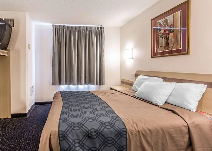Econo Lodge Morristown
