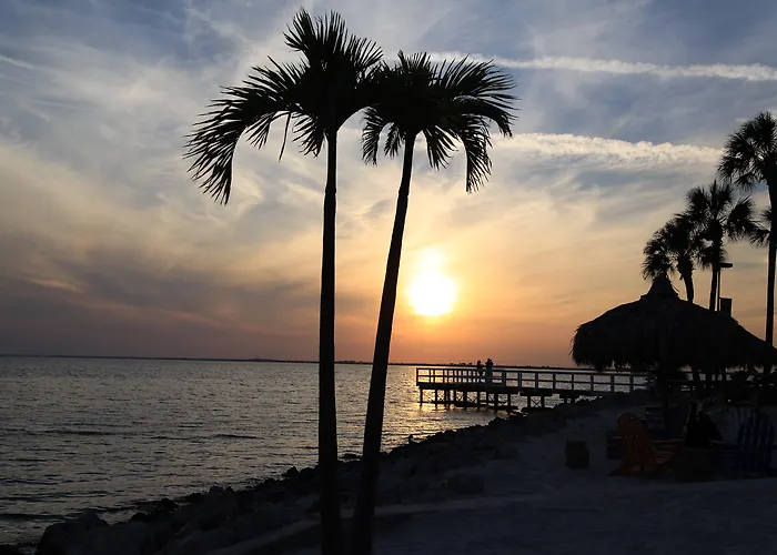 Sailport Waterfront Suites