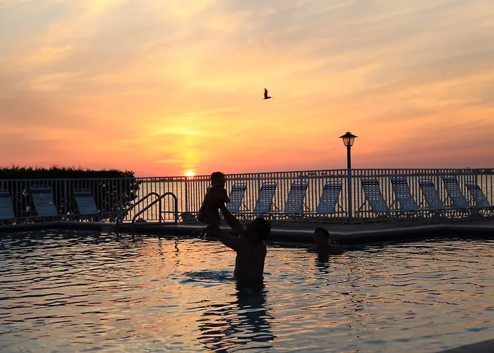 Sailport Waterfront Suites