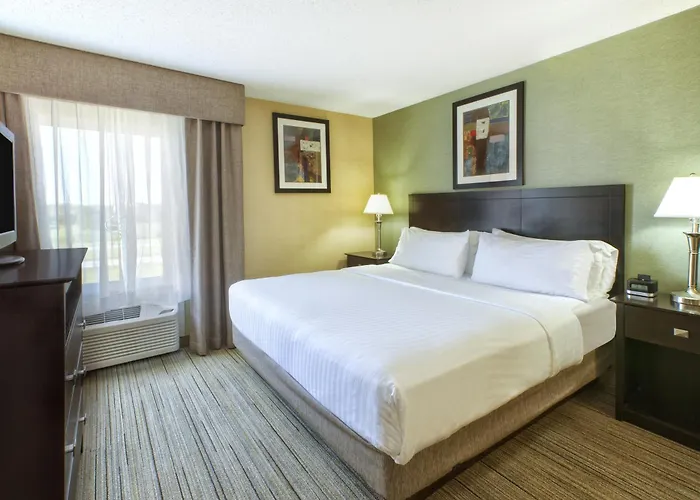 Country Inn & Suites By Radisson Benton Harbor-St Joseph Mi