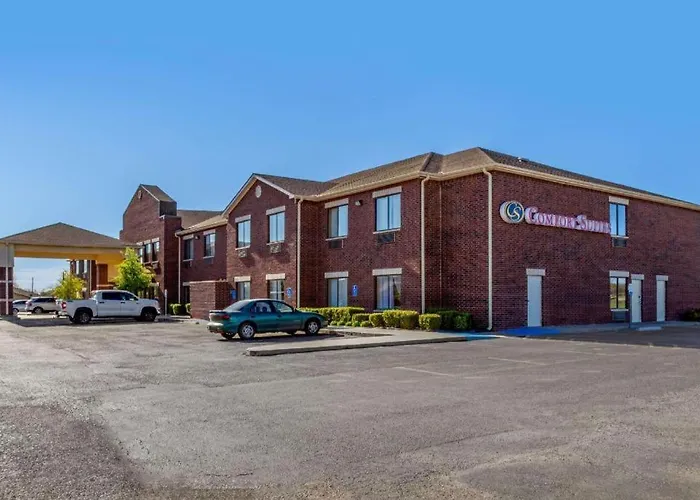 Comfort Suites Plainview
