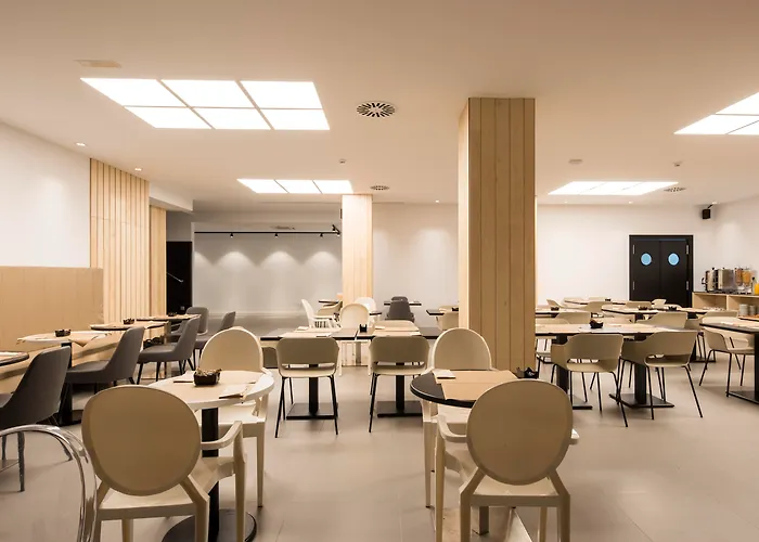 Hotel Airiños 3*