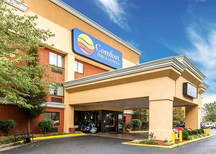Best Western Plus Cleveland Inn & Suites
