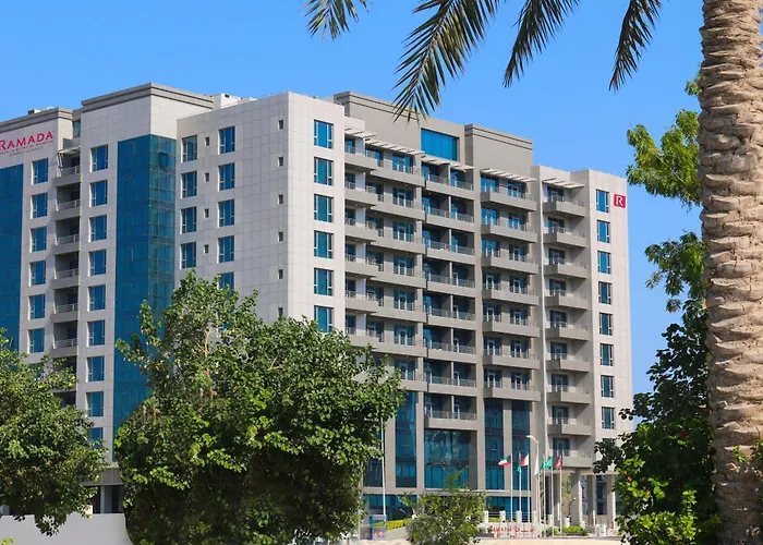 Ramada Hotel And Suites Amwaj Islands