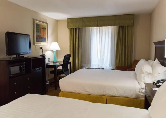 Holiday Inn Express Hotel & Suites Kinston By Ihg