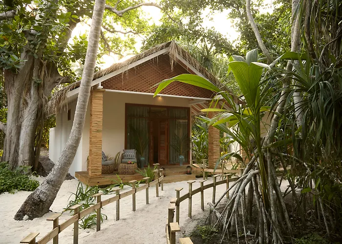 Kudafushi Resort & Spa