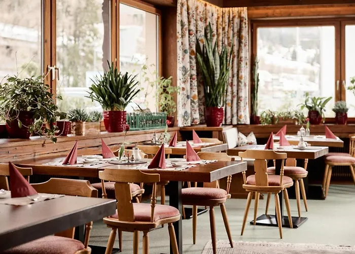 Quality Hosts Arlberg Hotel Garni Mössmer