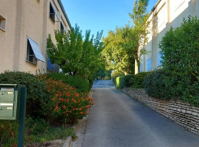 Appartement/studio dans petite résidence calme