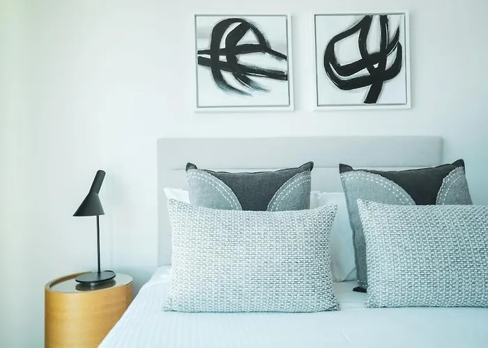 Vue Broadbeach - Official