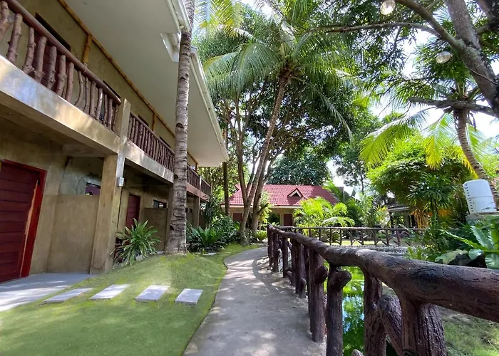 Infinity Diving Resort And Residences