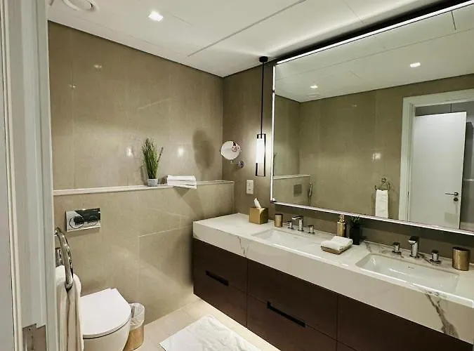 Ocean Mountain View Apartment At The Address Fujairah