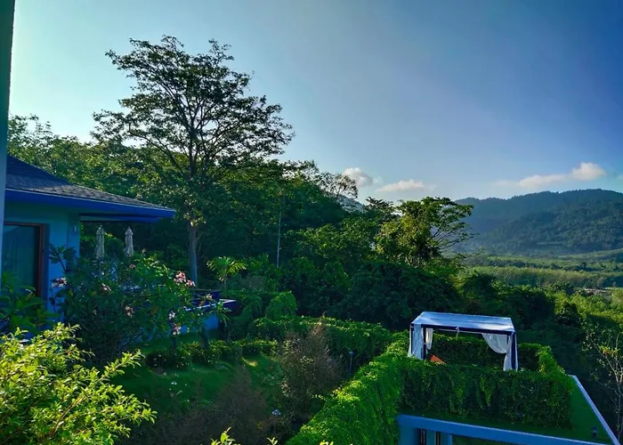 Khaolak Blue Sky Villa