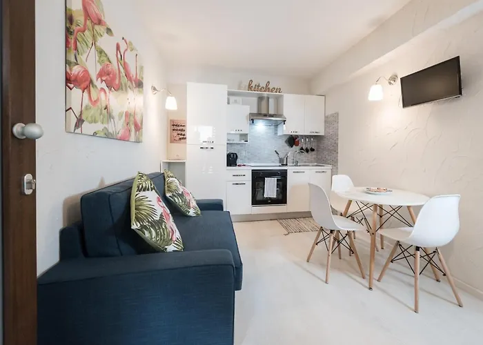 Resilienza Tropical Apartments&Room