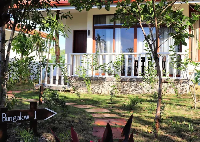 Island View Beachfront Resort