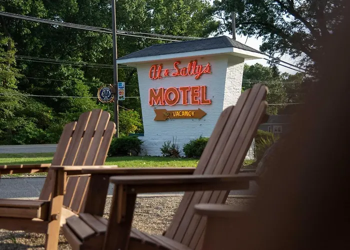Al & Sally'S Motel