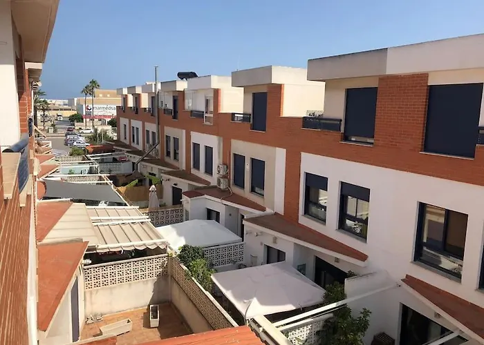 Adosado, wifi, playa, lugar espacioso, vacacional