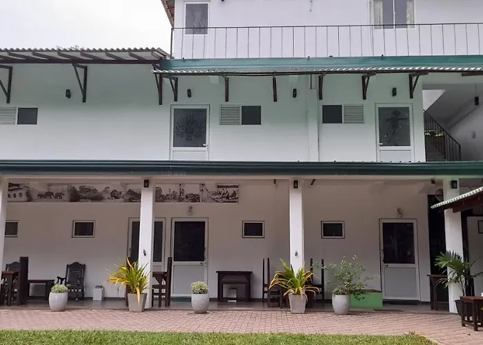 Senomaal Sigiri Resort