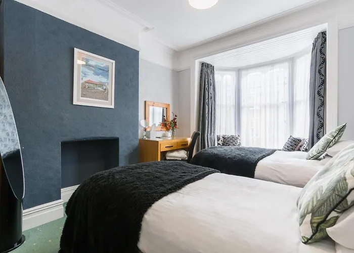 Rooms By Maes Y Mor Town Centre