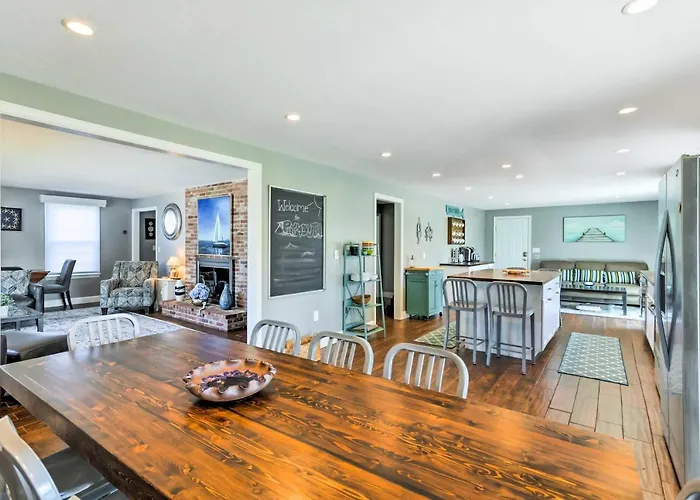 Fantastic Plymouth House W/ Deck & Ocean Views!