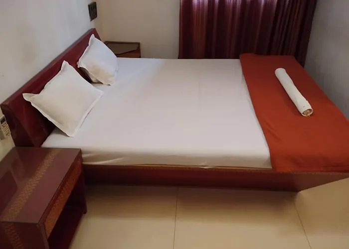 Agrawal Bhavan Budget Stay Only For Indians Mumbai