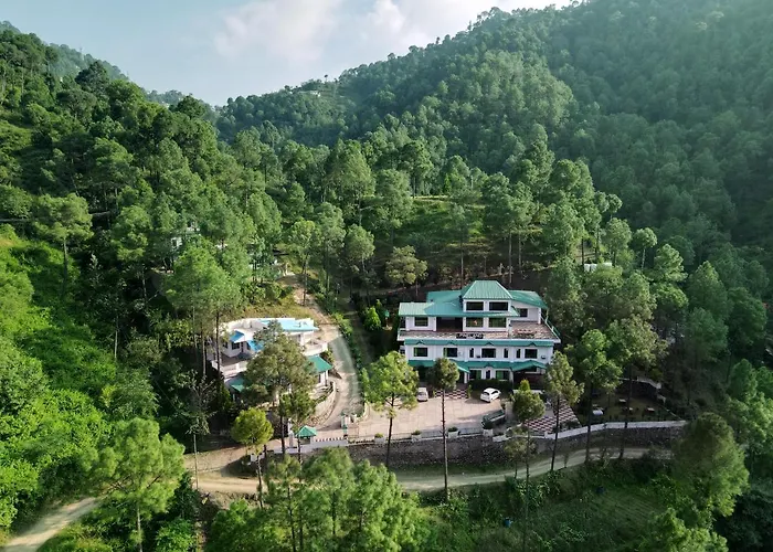 Pineland Resorts & Chalets Kasauli