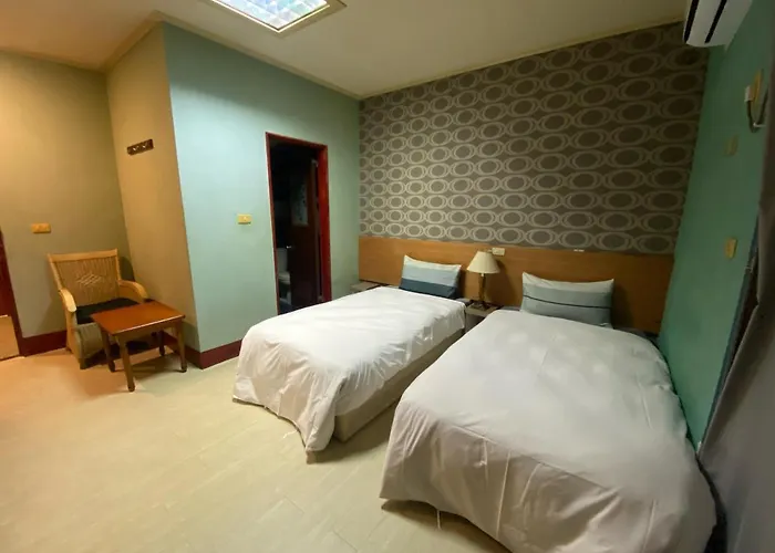 Jiuning Business Hotel