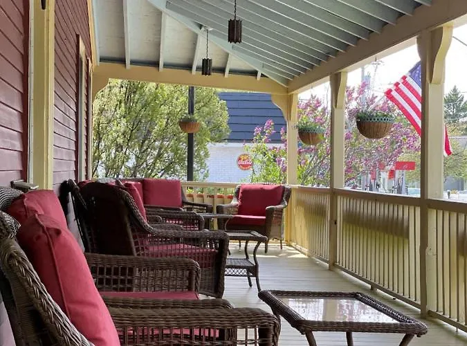 Central House Inn